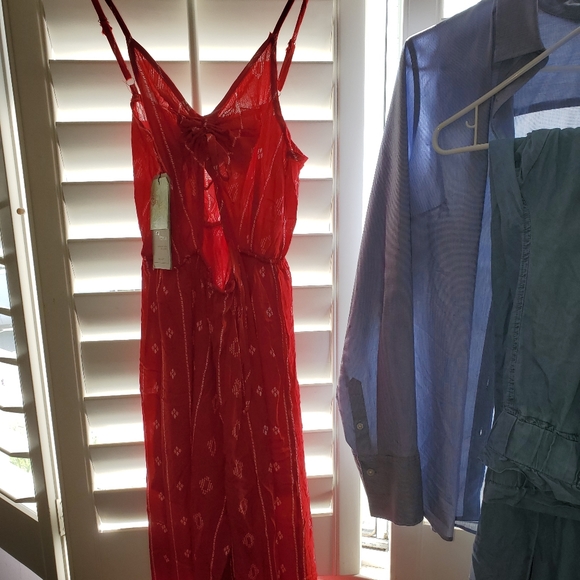 Casual Red Lined cut out jumpsuit - Picture 2 of 5